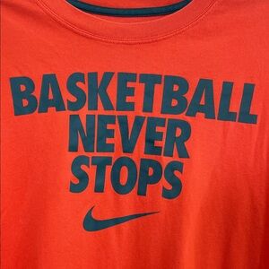 Nike Basketball Graphic Tee - Orange. Size men’s Small